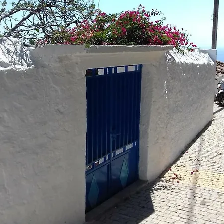 The Old Traditional Hause * Leonídion